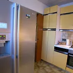 Diana's Place Πούλα