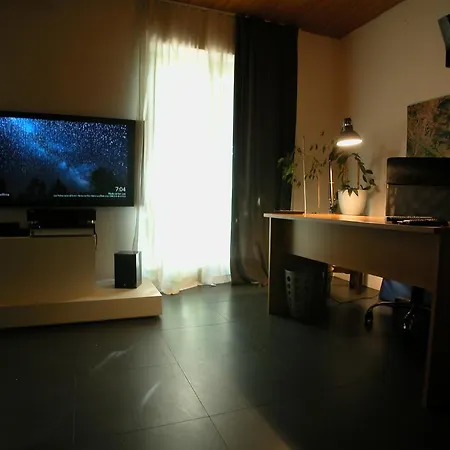 Diana's Place Apartman *